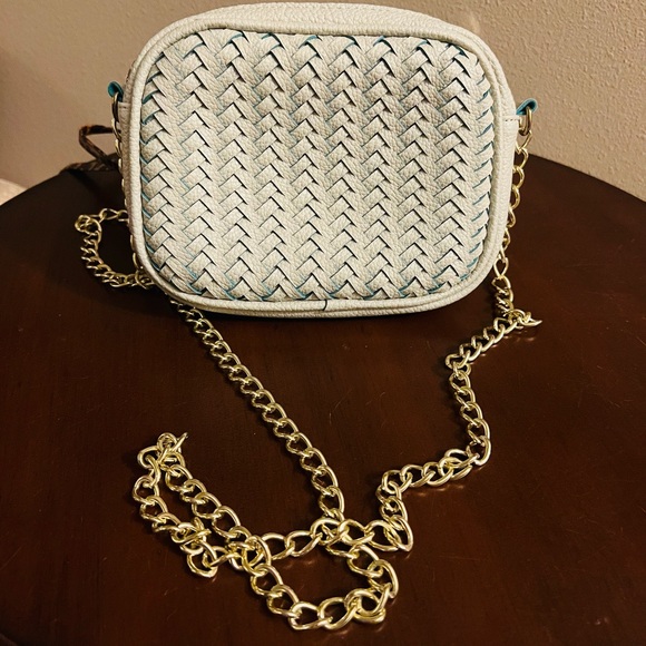 Steve Madden Crossbody with Chain Strap - Picture 1 of 4
